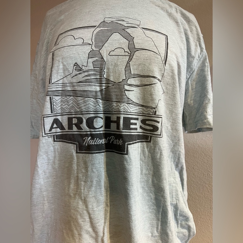Arches National Park Tshirt - unisex XL in mint green